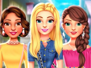 Fashion Squad Dress Up Game