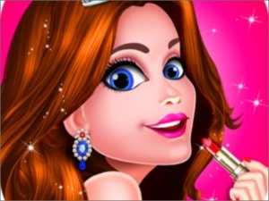 Fashion Runway Dress Up Game